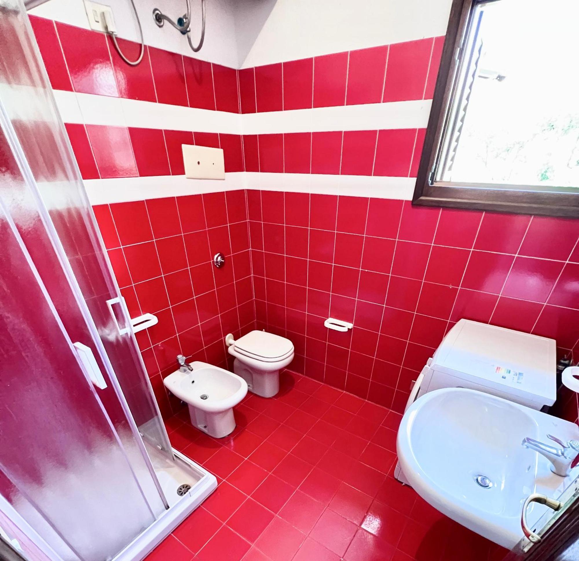 Iss Travel, Gli Asfodeli - Large Apartments With Private Terrace San Teodoro  Bagian luar foto